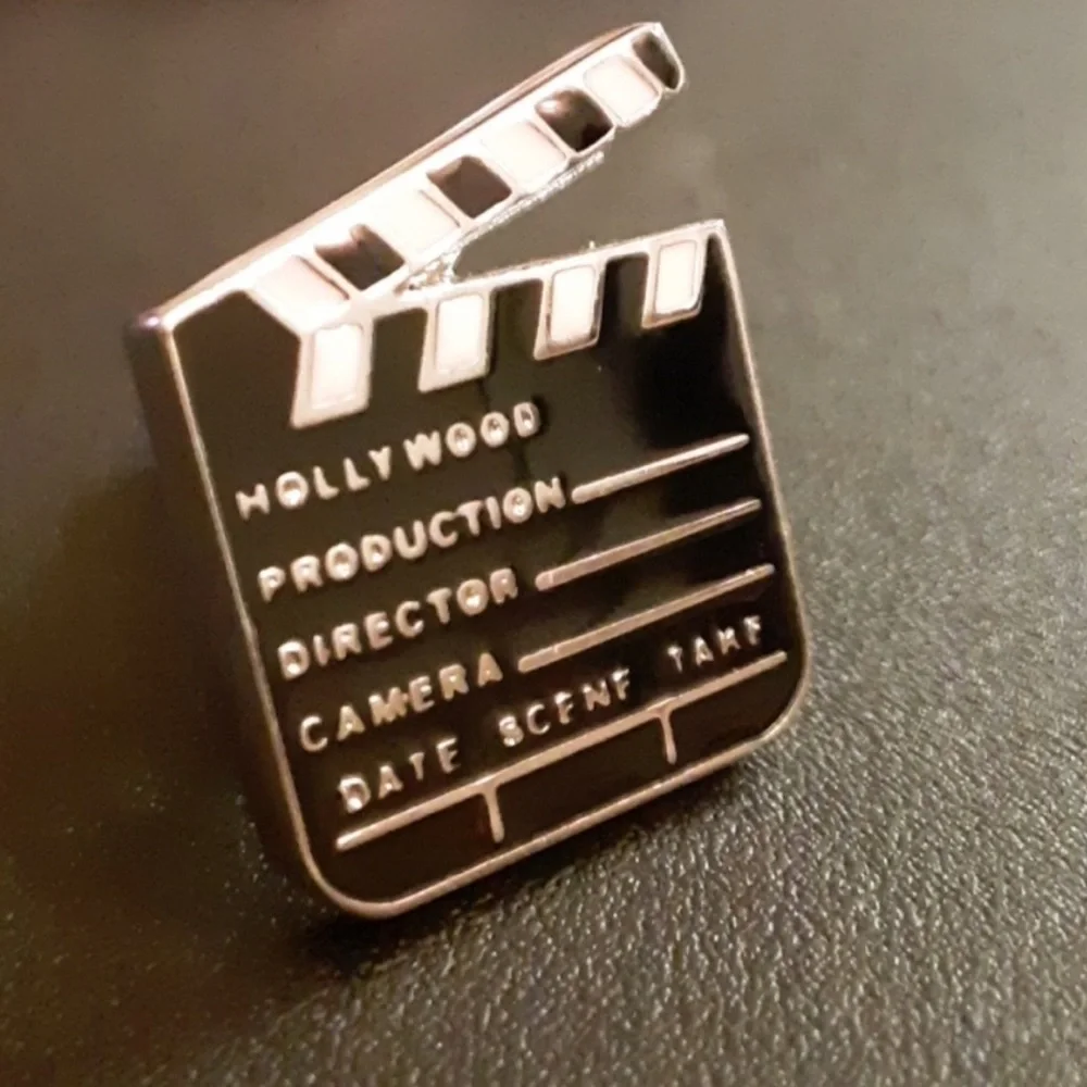 ๐ฌ Hollywood Cufflinks - Picture 2 of 4